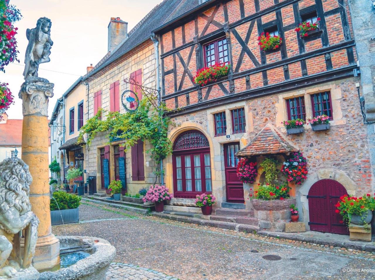 Grand Hotel De Bourbon-Lancy - Spa Et Restaurant - Logis Eksteriør bilde