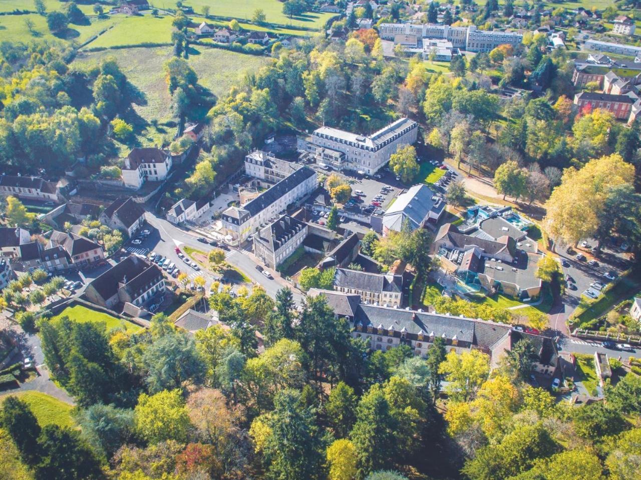 Grand Hotel De Bourbon-Lancy - Spa Et Restaurant - Logis Eksteriør bilde