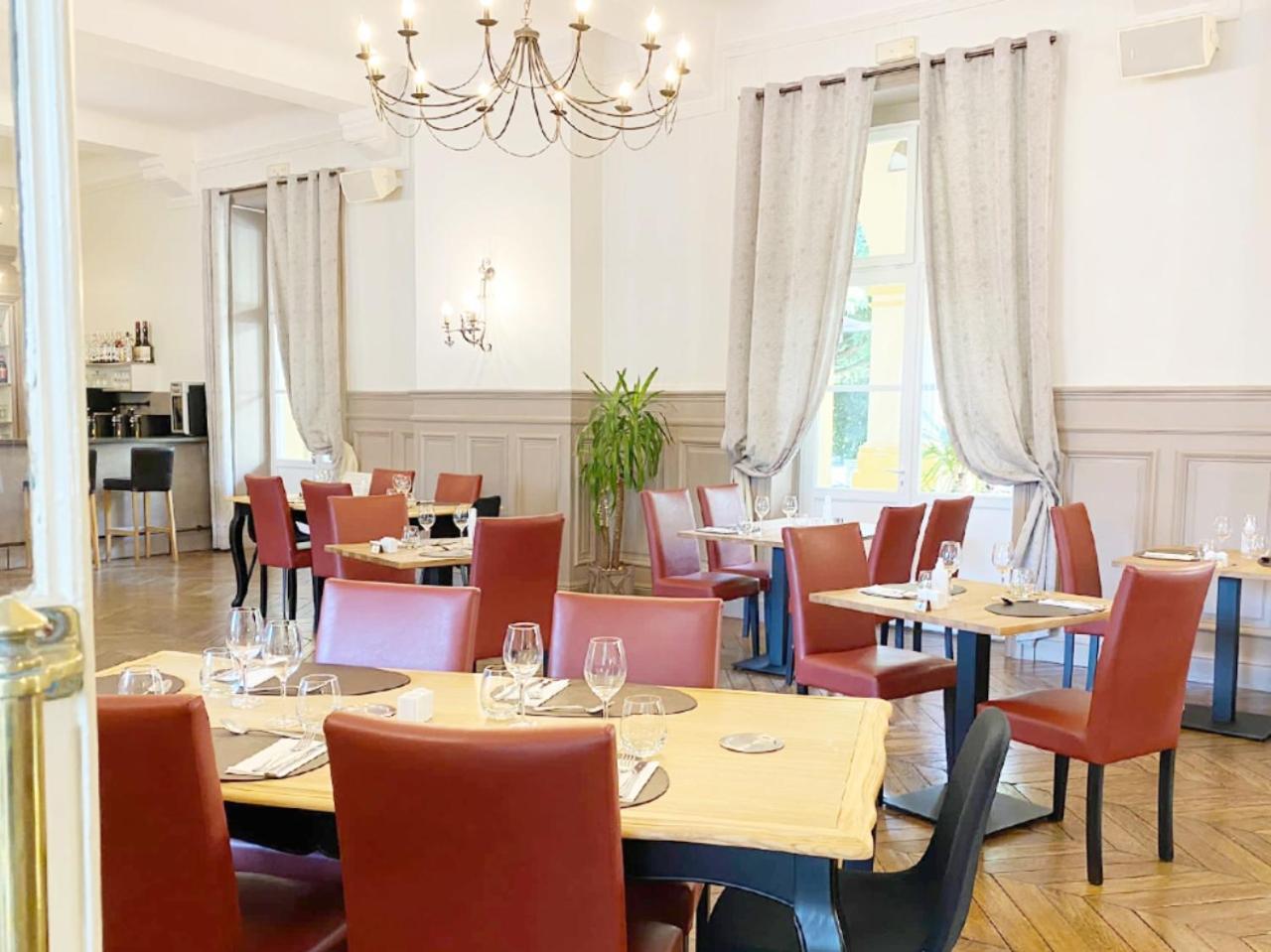 Grand Hotel De Bourbon-Lancy - Spa Et Restaurant - Logis Eksteriør bilde