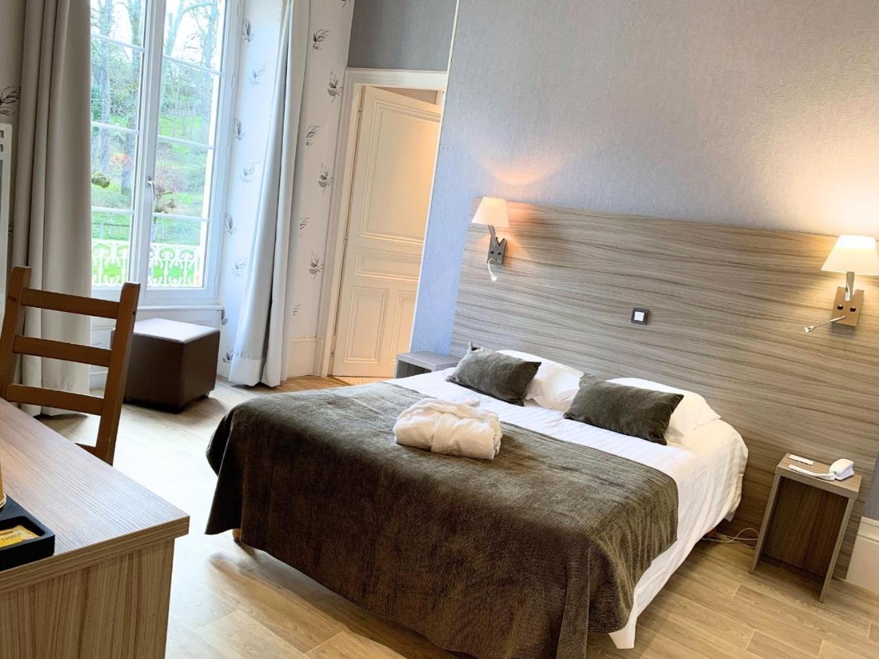 Grand Hotel De Bourbon-Lancy - Spa Et Restaurant - Logis Eksteriør bilde