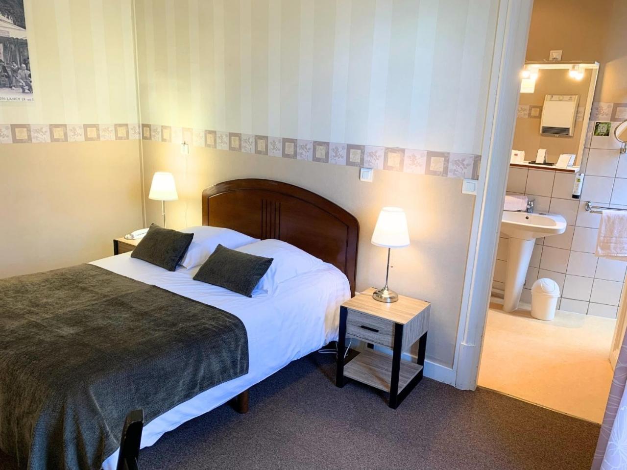 Grand Hotel De Bourbon-Lancy - Spa Et Restaurant - Logis Eksteriør bilde