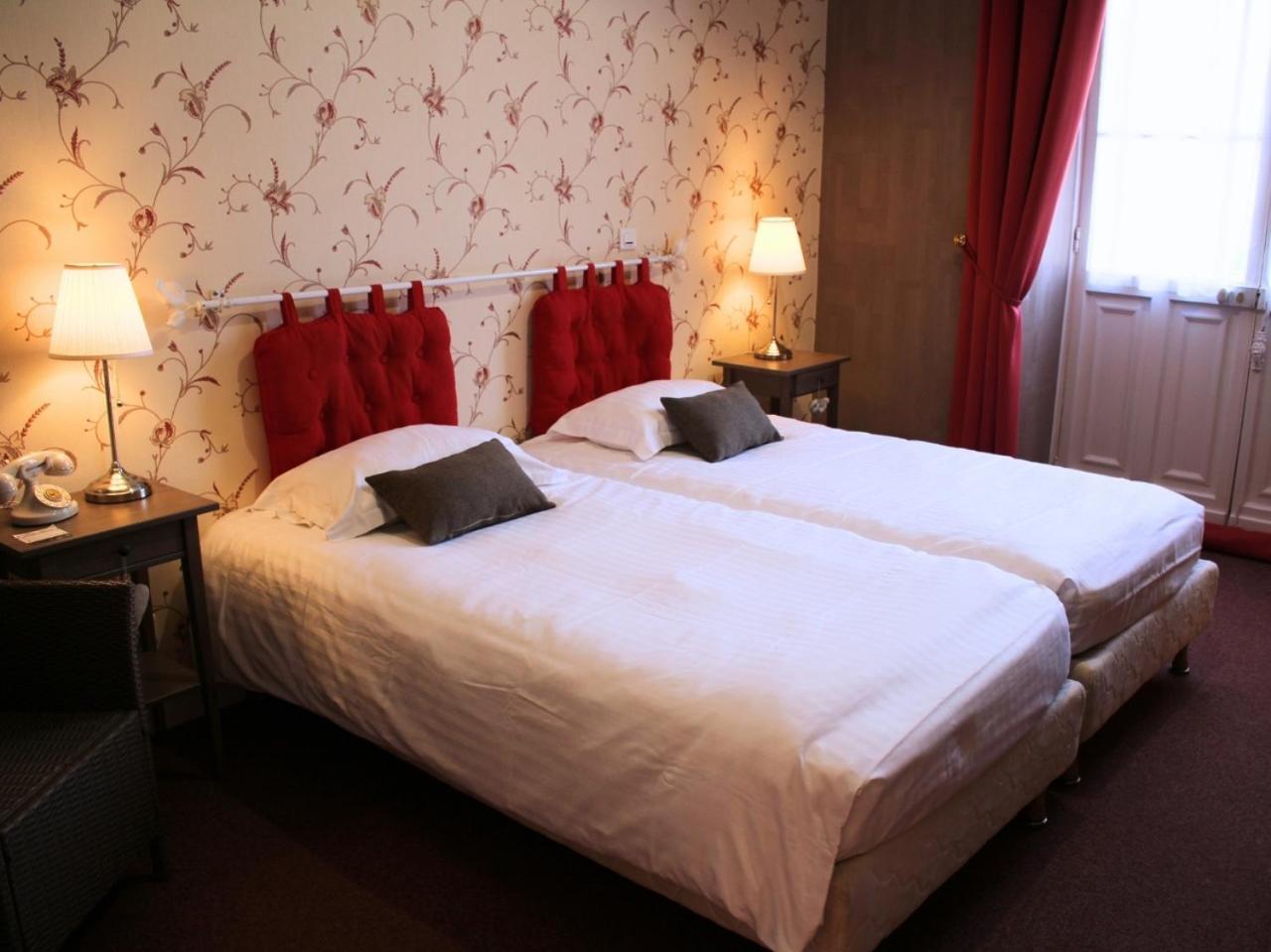 Grand Hotel De Bourbon-Lancy - Spa Et Restaurant - Logis Eksteriør bilde