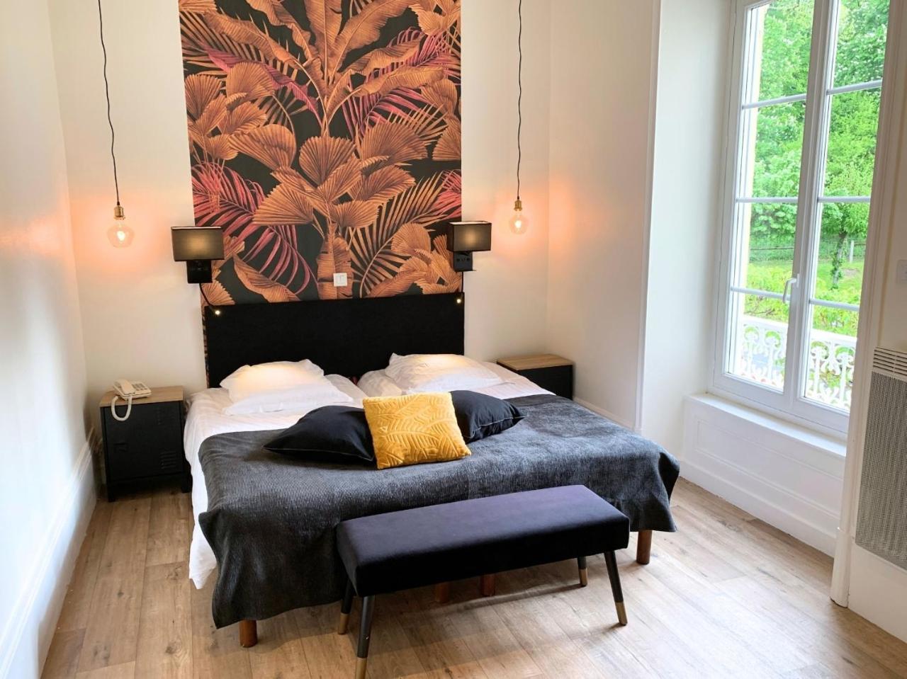 Grand Hotel De Bourbon-Lancy - Spa Et Restaurant - Logis Eksteriør bilde